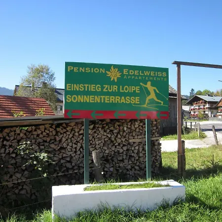 14 Edelweiss Apartmán *