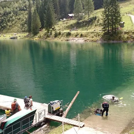 14 Edelweiss Apartament *